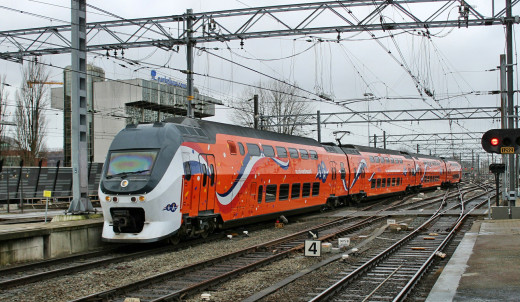 818312 (a): :2048x1187